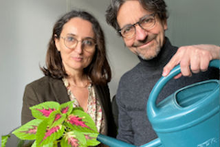 Emmanuelle Christophe u Antoine Isambert